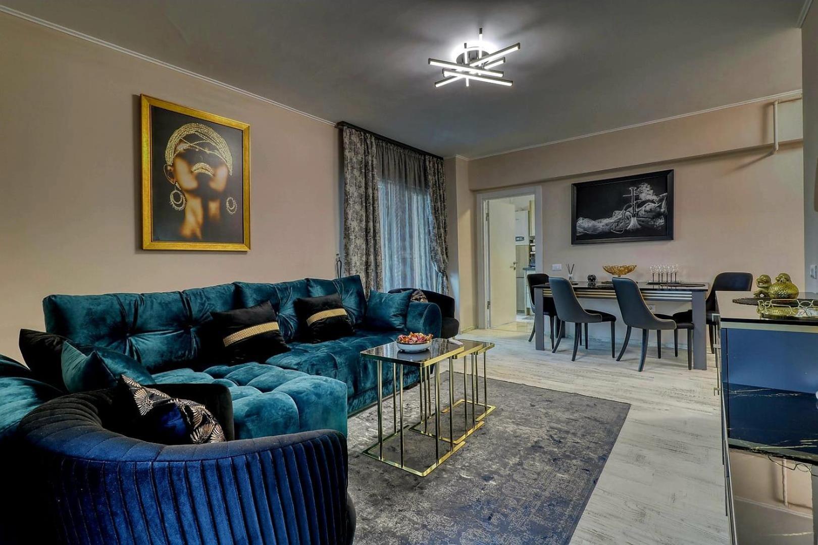 Luxury Apartament Boekarest Buitenkant foto